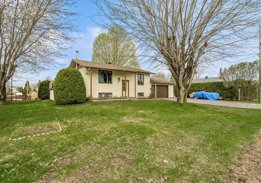 House for sale - 119 56e Avenue, Saint-Zotique, J0P 1Z0