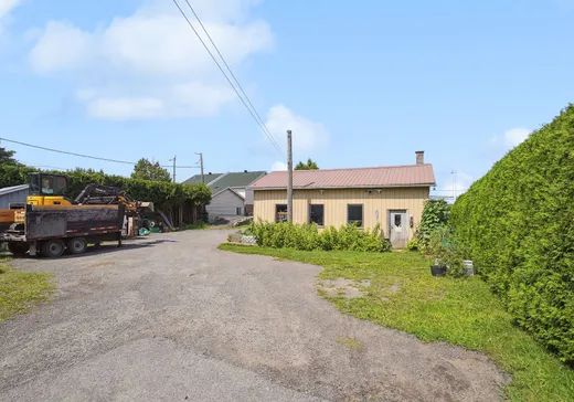 House for sale - 765 Ch. du Bord-de-l'Eau, L'Assomption, J5W 2K8