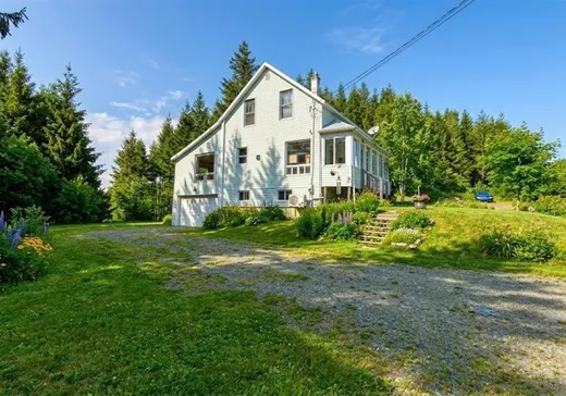 Maison à vendre - 211 6e Rang E., Sainte-Lucie-de-Beauregard, G0R 3L0
