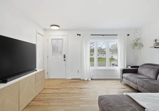 Maison à vendre - 1027 Av. Denicourt, Saint-Césaire, J0L 1T0