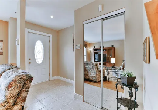 Maison à vendre - 1102 Rue des Azalées, Laval (Sainte-Dorothee), H7Y 2C8