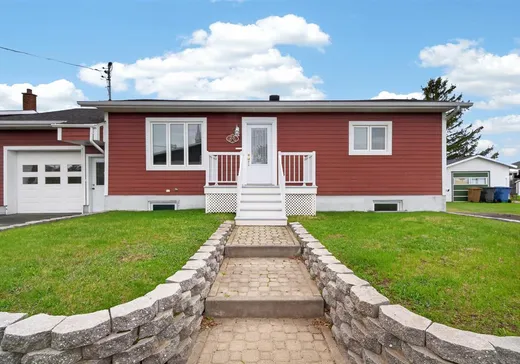 House for sale - 25 Rue Gauvreau, L'Isle-Verte, G0L 1K0