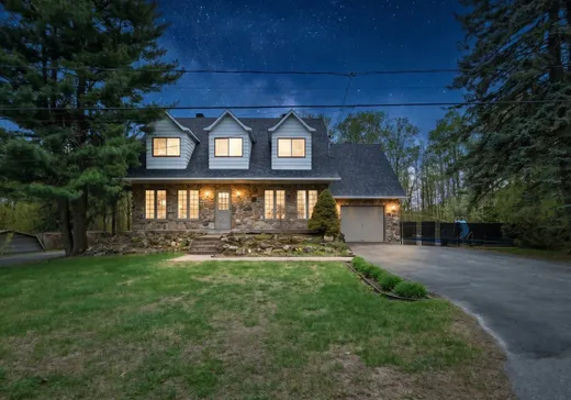 Two or more stories for sale - 27 Rue Lapierre, Oka, J0N1E3