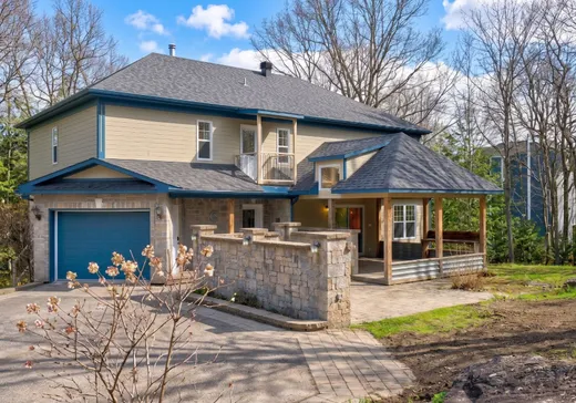 Maison à étages à vendre - 1002 Rue Zotique, Saint-Jérôme, J5L2M6
