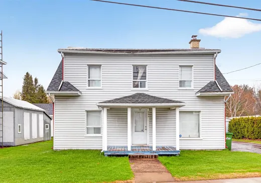 House for sale - 144 Rue Principale, St-Alban, G0A 3B0