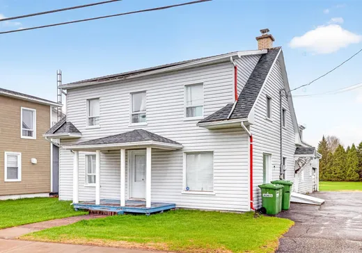 House for sale - 144 Rue Principale, St-Alban, G0A 3B0