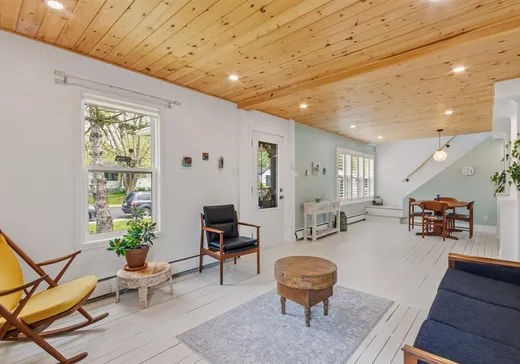 Maison à vendre - 242 Rue Bernard, Beloeil, J3G 2S2
