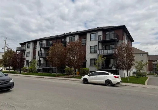 Condo for sale - 16260 Rue Forsyth, App. 302, Montreal (East), H1A0C3