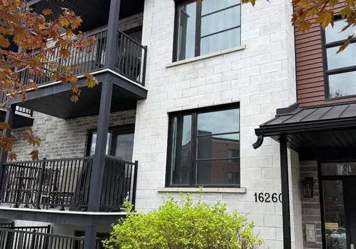 Condo for sale - 16260 Rue Forsyth, App. 302, Montreal (East), H1A 0C3