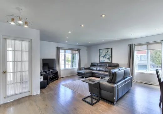 Maison à vendre - 4190 Boul. Gouin E., Montréal (Nord), H1H 1C9