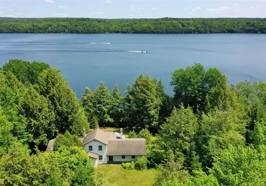 Un étage et demi à vendre - 135Z Ch. Patterson, Saint-Augustin-de-Desmaures, J0B1B0