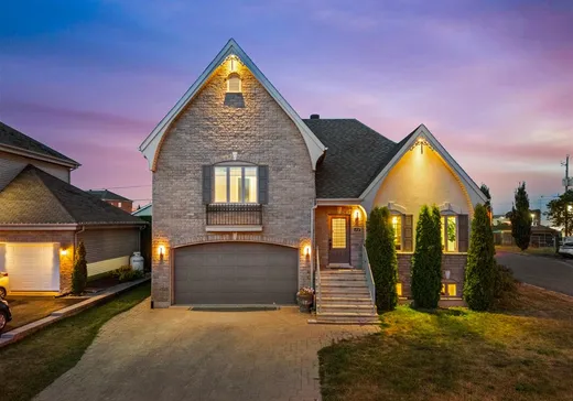 Maison à vendre - 85 Rue Pierre-Nolin, Saint-Jean-sur-Richelieu, J2W 3B4