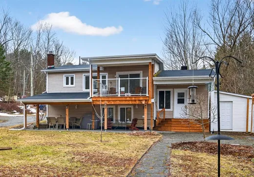 Paliers multiples à vendre - 6970 Rue Émery-Fontaine, Sherbrooke, J1N2S8