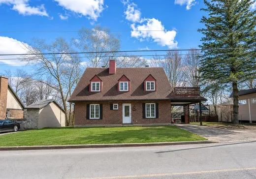 Maison à étages à vendre - 4355 Boul. des Cimes, Loretteville, G2A1M2