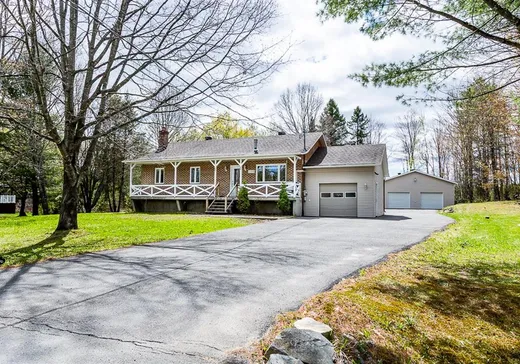 Bungalow à vendre - 130 Rue Louis, Saint-Jérôme, J5J2P3