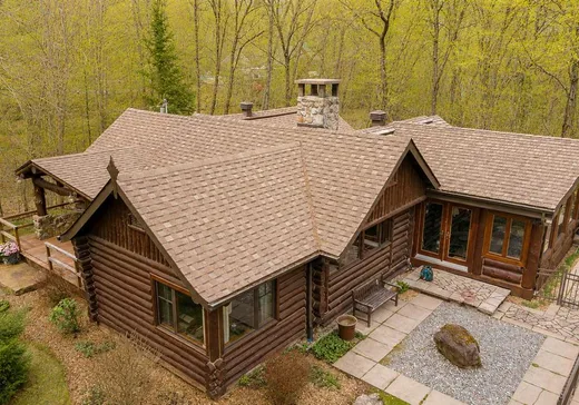 Maison à vendre - 75-77 Ch. Log Village, Morin-Heights, J0R 1H0