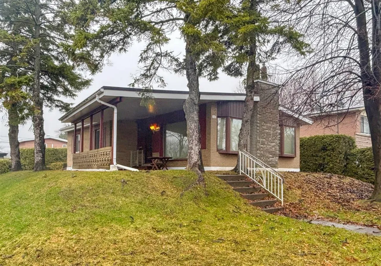 560 Rue Hocquart — photo 2