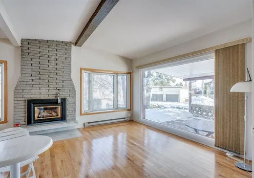 Maison à vendre - 560 Rue Hocquart, Laval (Duvernay), H7E 3N7