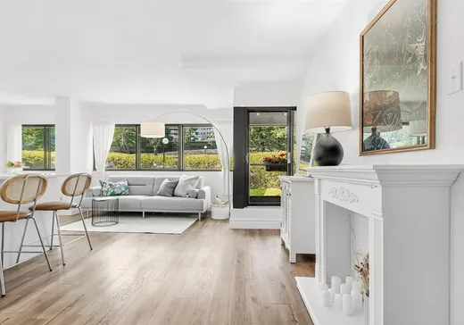 Condo à vendre - 20 Rue des Jardins-Mérici, App. 330, Vieux Québec, G1S4V4