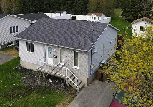 House for sale - 1505 Rue Beaulac, Drummondville, J2C 7R6