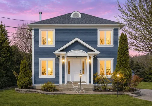 Maison à étages à vendre - 1274 Ch. Magenta, Bromont, J2L1X3