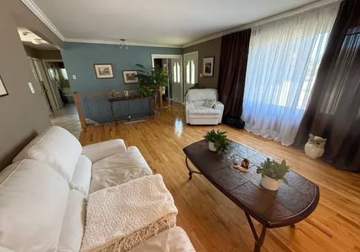 Maison à vendre - 682 Rue Lahaie, Gatineau, J8R 1P2