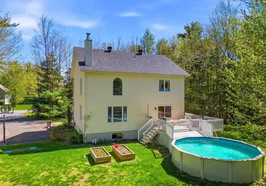 House for sale - 1735 Rue Florence, St-Cyrille-De-Wendover, J1Z 0A6