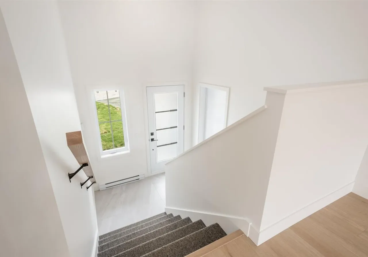 19 Rue St-Pierre — photo 3