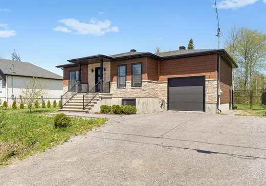 Maison à vendre - 4040 Rue de l'Hôtel-de-Ville, Cap-De-La-Madeleine, G0X 3J0