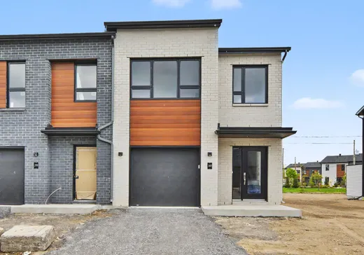 House for sale - 368 Rue du Merlot, Sainte-Marthe-sur-le-Lac, J0N 1P0