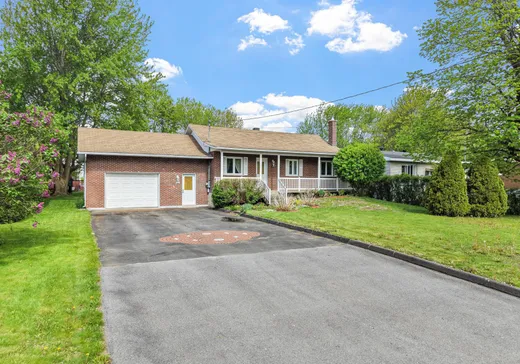 Maison à vendre - 486 Rue Principale, L'Ange-Gardien, J0E 1E0