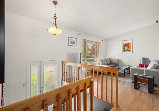 Maison à vendre - 311 27e Avenue, Sainte-Marthe-sur-le-Lac, J0N 1P0