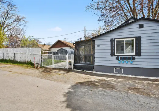 Maison à vendre - 114 47e Avenue, Pointe-Calumet, J0N 1G0