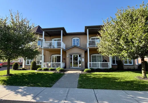 Condo for sale - 275 Boul. Fortin, Granby, J2G 9M7