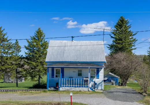 Two or more stories for sale - 572 4e Rang E., Saint-Valerien, G0L1P0