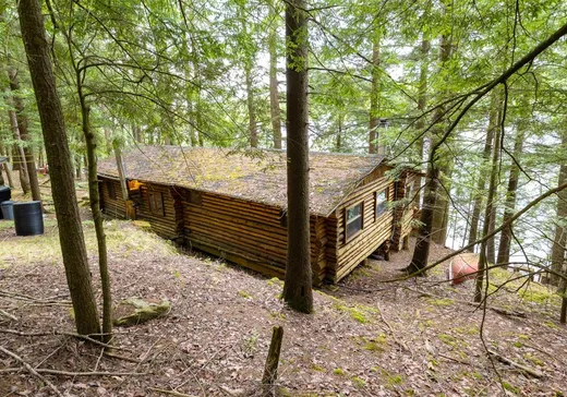 Maison à vendre - 9 Ch. Cameron, Canton De Stanstead, J0B 1T0