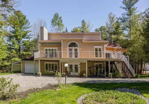 House for sale - 747 Ch. des Pommetiers, Magog, J1X 0M8