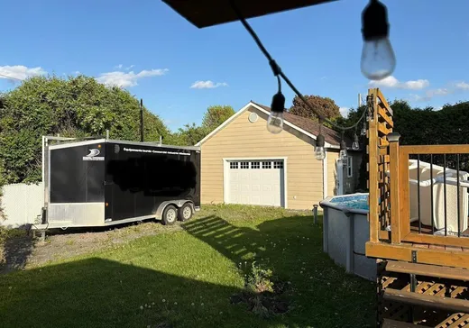Maison à vendre - 1366 Boul. du Bord-de-l'Eau, Salaberry-de-Valleyfield, J6S 0C8