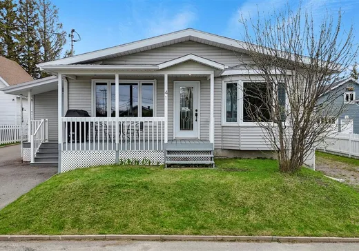 Bungalow à vendre - 41 Rue St-Philippe, Sainte-Luce-sur-Mer, G0K1P0