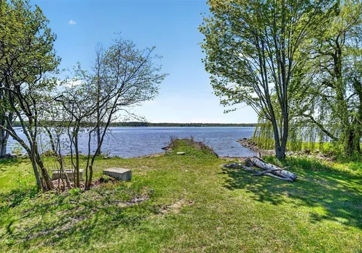 Maison à vendre - 14 Place de la Belle-Vue, Brownsburg-Chatham, J8G 1T4