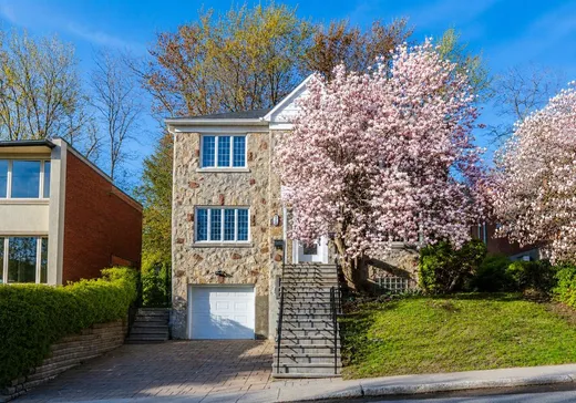 Maison à étages à vendre - 4624 Ch. Circle, Montréal (Côte-des-Neiges), H3W1Z7