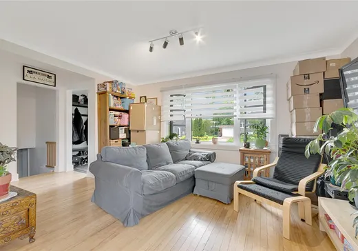 Maison à vendre - 156 Rue Roseval, Laval (Sainte-Rose), H7L 2V3