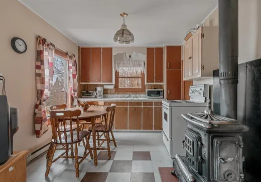Maison à vendre - 1491 Rg St-Nicolas, St-Ferreol-les-Neiges, G0A 3R0