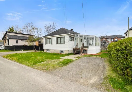 House for sale - 23 38e Avenue, Sainte-Marthe-sur-le-Lac, J0N 1P0