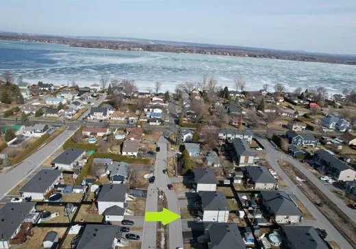Maison à vendre - 922 Rue Vinet, Salaberry-de-Valleyfield, J6S 0C9