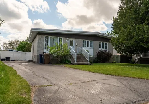 House for sale - 360 Crois. Pasteur, Laval (Auteuil), H7K 1B7