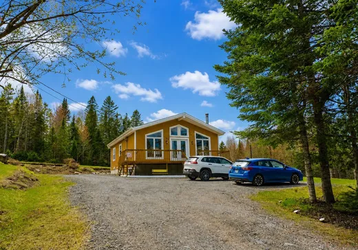 Maison à vendre - 155 Rue Sénéchal, Saint-Calixte, J0K 1Z0