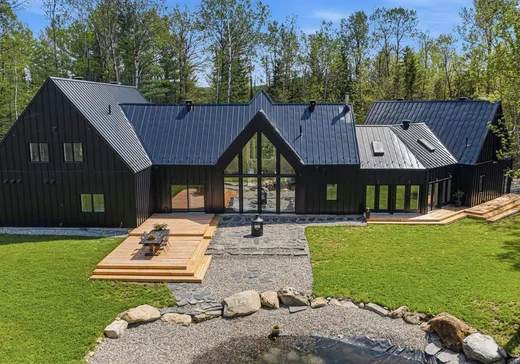 Maison à étages à vendre - 935 Ch. Sherbrooke, Magog, J0B2C0