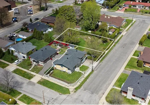 Maison à vendre - 2413 Av. Carier, Shawinigan, G9N 6G2