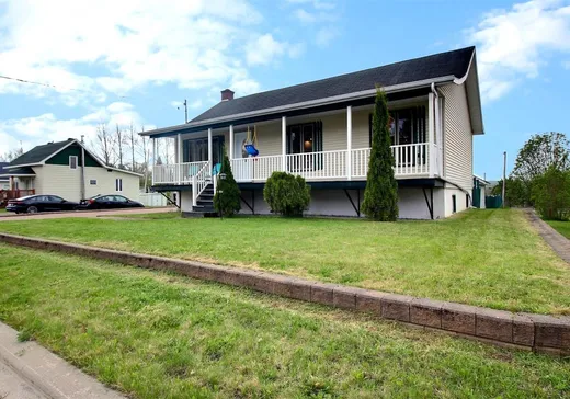 Bungalow à vendre - 31 Rue des Peupliers O., Témiscouata-sur-le-Lac, G0L2B0